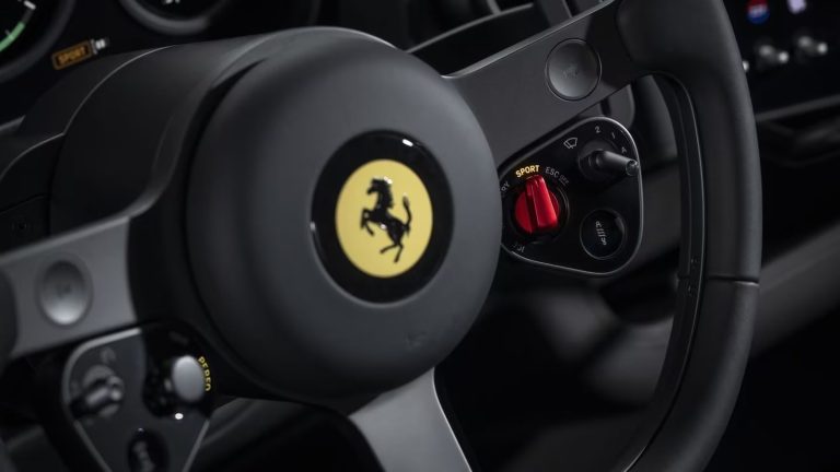 Ferrari-Luce-Sport